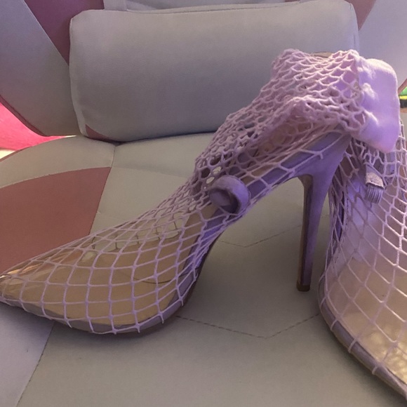 Public Desire - Lavender Fishnet Heels/Stilettos 💜Like New💜 Size 7/fits 7-8 - Picture 10 of 11